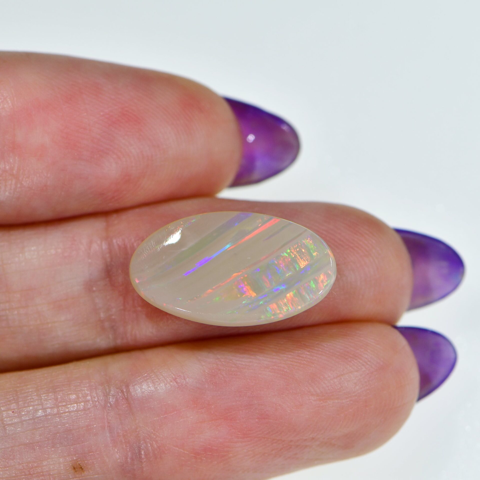 Multi Color Light opal 5.1 ct