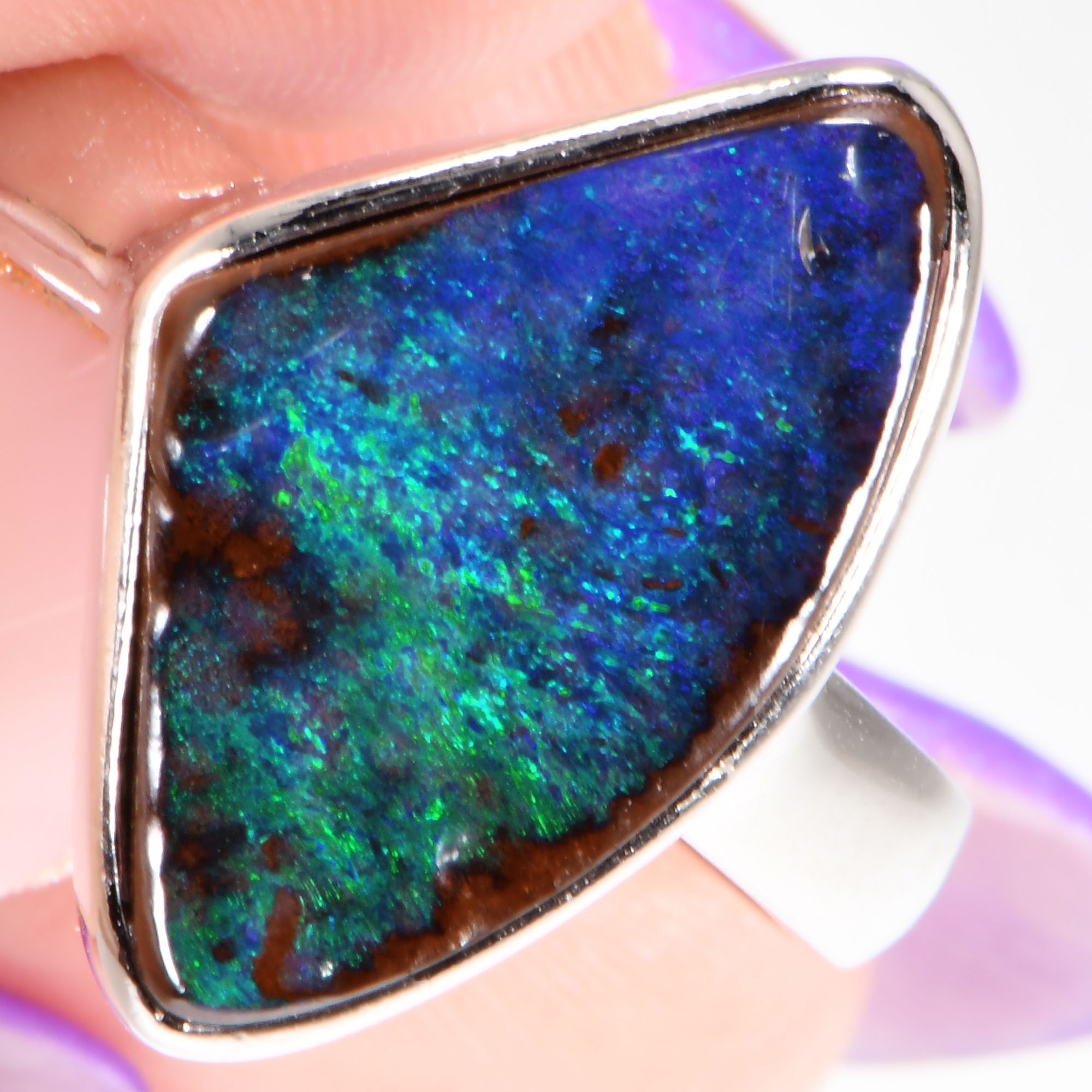 Sterling Silver Ocean Boulder Opal Ring 21 ct US 7-hand shot