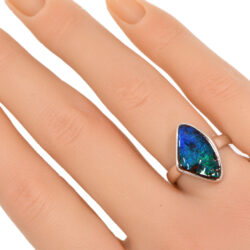 Sterling Silver Ocean Boulder Opal Ring 21 ct US 7-hand shot1