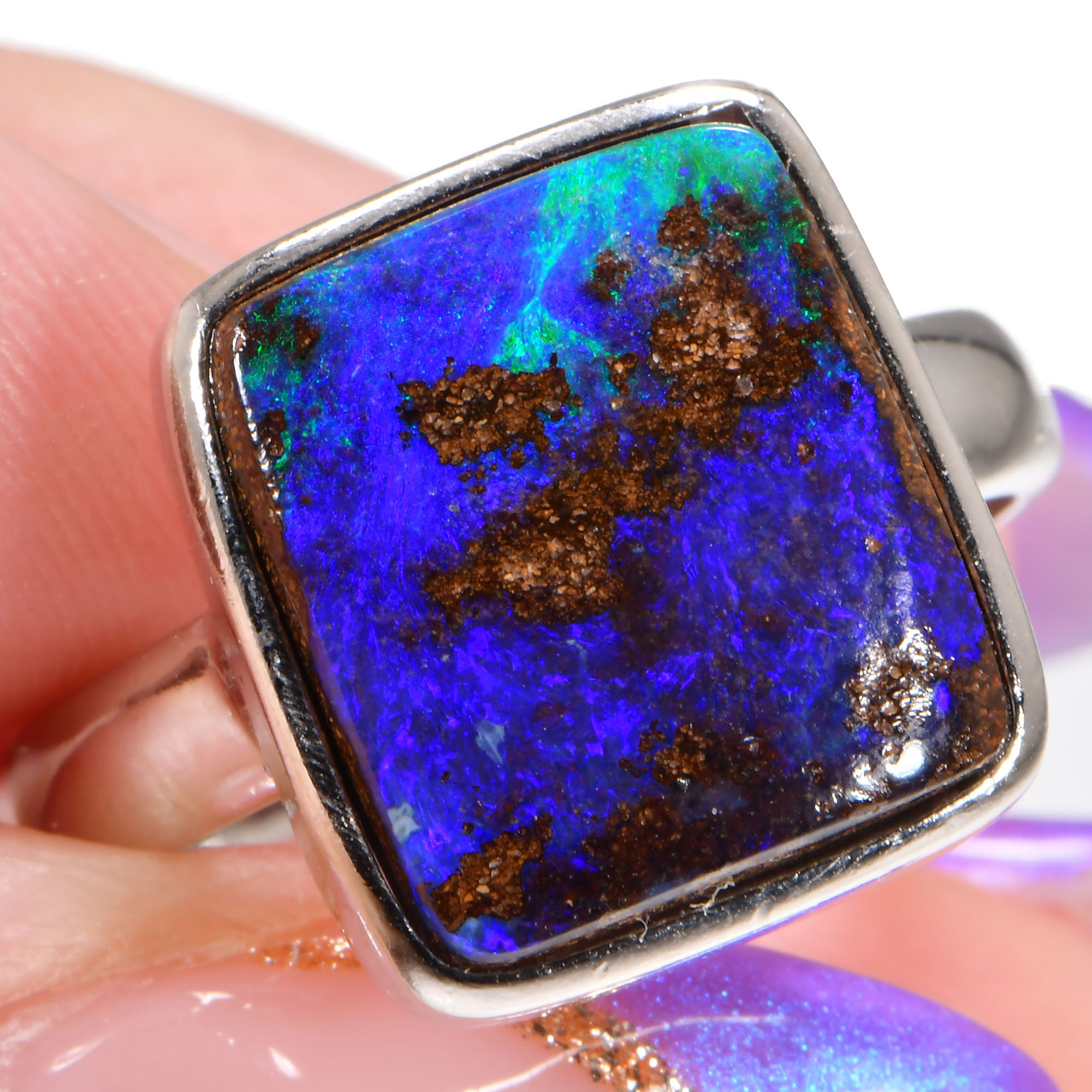 Sterling Silver Purple Boulder Opal Ring 21 ct US 6 3-4-hand shot