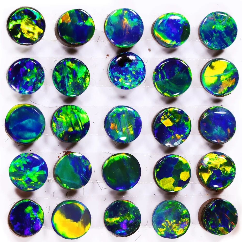 2-5mm-opal-doublet-round-cabochon-multicolor-fire-parcel-1
