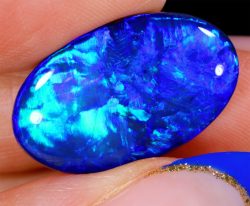 lightning-ridge-black-opal-large-oval-blue-green-electric-fire-opal-galaxy