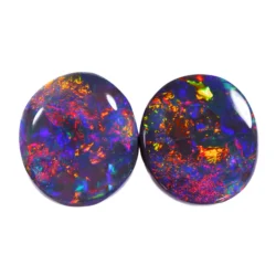 double-sided-black-opal-australian-gemstones-3.17-ct-opal-galaxy