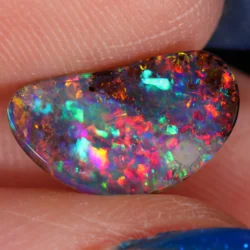natural-queensland-boulder-opal-pendant-stone-1-85ct-opal-galaxy