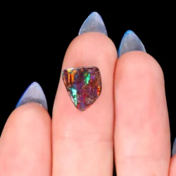 winton-boulder-opal-freeform-cabochon-2-54ct-opal-galaxy