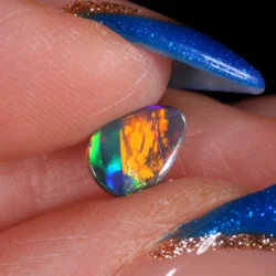 custom-jewelry-black-opal-pear-stone-0-42ct-opal-galaxy